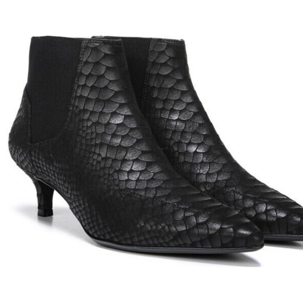 Naturalizer Piper Black Ankle Booties Kitten Heel